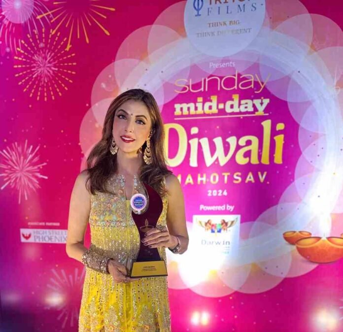 Jyoti Saxena Wins 'Style & Fashion Icon' Award at Mid-Day Diwali Mahotsav 2024, Thanks Fans