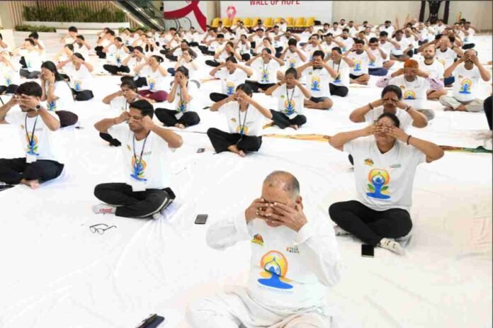 FHRAI Organizes Massive Yoga Sangam on International Yoga Day 2025, Embracing 