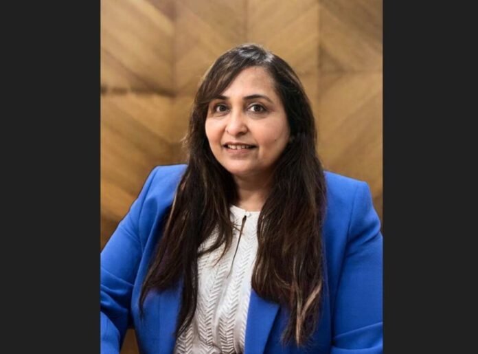 UK immigration policy 2025, skilled worker visa UK, UK student visa, international students UK, UK work visa salary, Yvette Cooper immigration, UK visa reform