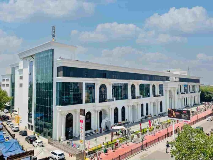 wedding shopping, Chandni Chowk, Omaxe Chowk, win a home, shopping campaign, luxury prizes, Indian weddings, biggest shopping prize