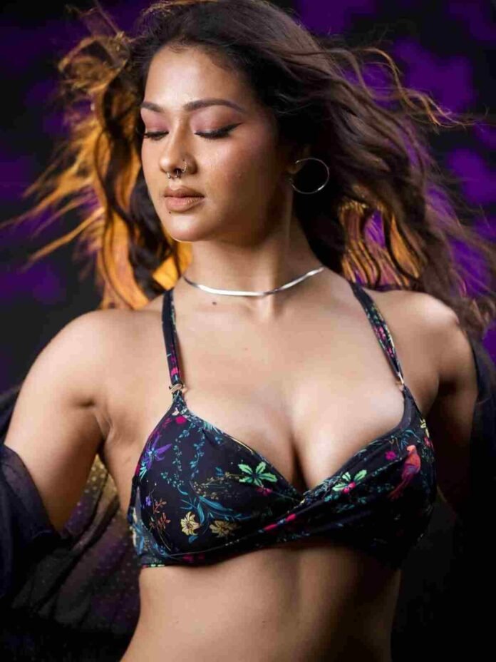 Namrita Malla, Raat Baaki Hai, Namrita Malla Instagram, Viral Video, Hotness Queen, Bhojpuri Item Queen, Social Media Sensation, Black Bralette Look, Trending