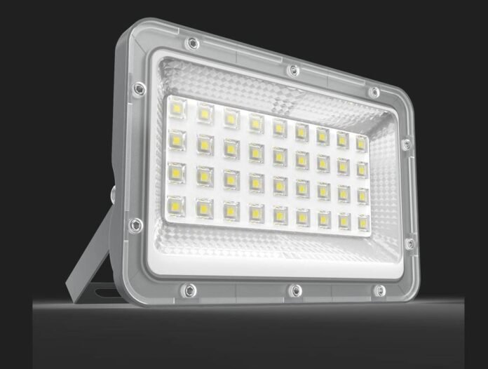 Goldmedal Luxo, 30W Flood Light, Outdoor LED Lighting, IP66 Rating, All-Weather Light, Bright Cool Daylight, Garden Light, Driveway Light,Goldmedal