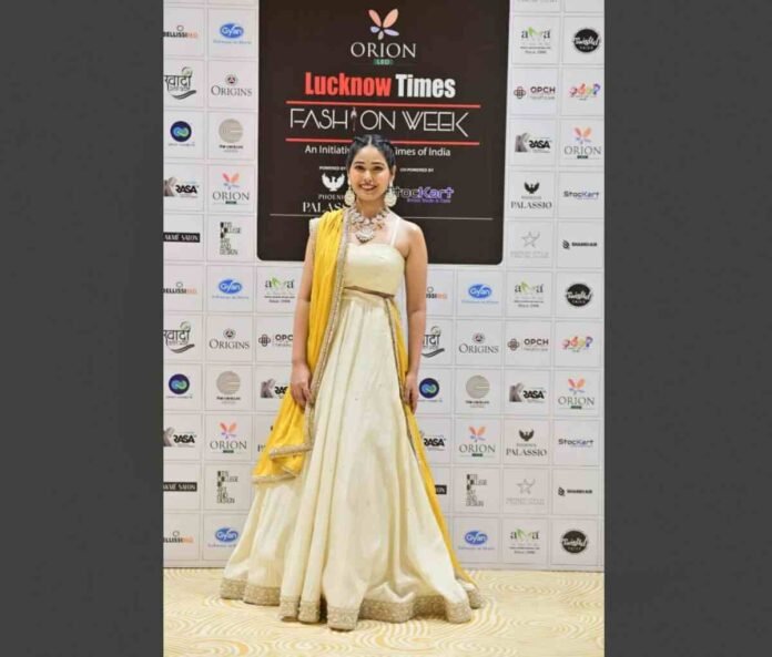 Apurva Singh, Times Fashion Week 2025 Lucknow, Shelly Dutta collection, Lucknow fashion week, Indian fashion model, Aura Miss India finalist, fashion week opener