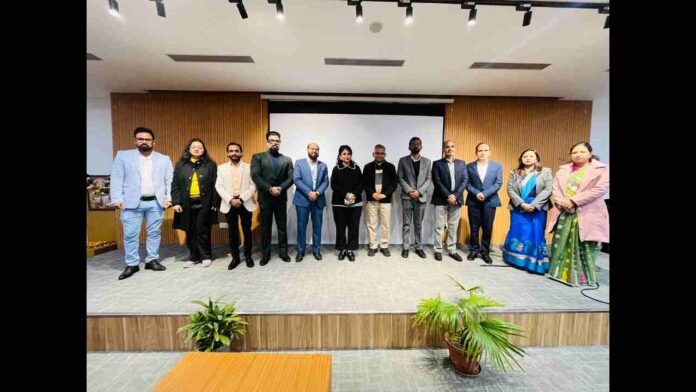 Noida International University