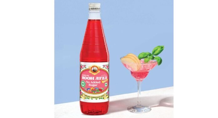 Rooh Afza Lite, Moonlit Bazaar, Rooh Afza Cocktail, Rooh Afza Mocktail, Summer Drinks, Tequila Cocktails, Hamdard Foods, Apple Basil Drink, Cucumber Mocktail, Easy Cocktail Recipes