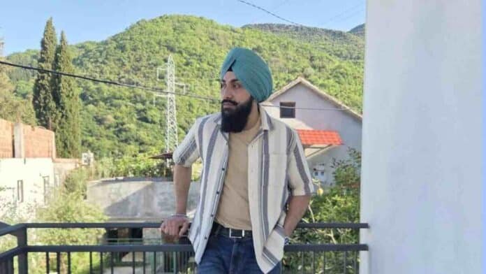 Mohkam Singh's Jhanjra Punjabi romantic song featuring Deepkamal with melodic storytelling and contemporary Punjabi music influences.